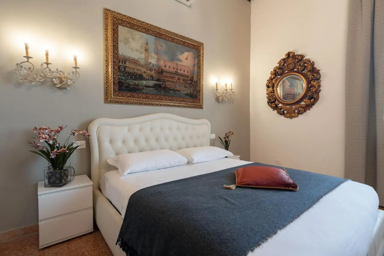 Vivaldi Suites By Wonderful Italy Venice Apartment